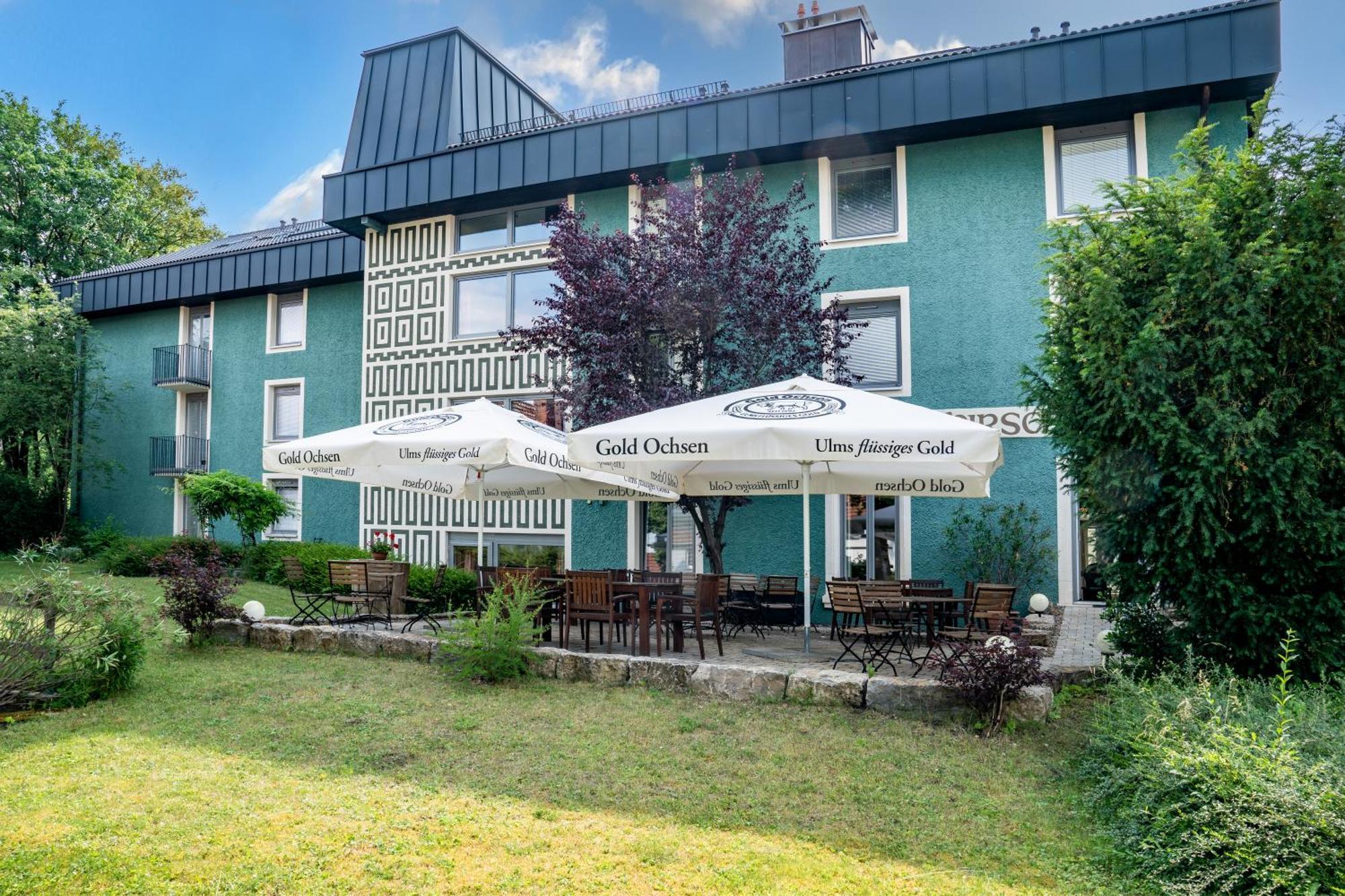 Akzent Hotel Restaurant Hirsch Хайденхайм ан дер Бренц Екстериор снимка